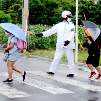 初任科生が下校見守り　東金・県警察学校
