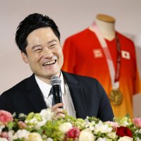 引退について記者会見する車いすテニス男子の国枝慎吾さん＝７日午後、東京都江東区（共同）
