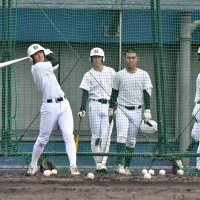 行くぜ８強　２６日高知戦　【専大松戸　センバツだより】