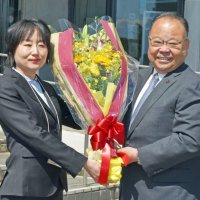 佐倉市長選で再選・西田氏初登庁　「オール佐倉」で躍進、前進を　２期目へ意気込み