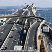 アクアライン変動料金２２日から試行　土日祝日の上り線、ピーク時は普通車１２００円に