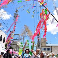 平和の願い　短冊に　ウクライナ避難民が来場、茂原七夕まつり　家族で日本の文化も体験
