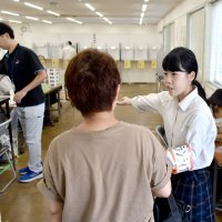 八街市議選、関心向上へ　高校生が投票サポート