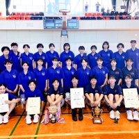 女子優勝の拓大紅陵