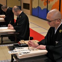 成田山新勝寺、早くも護摩札作り　正月準備始まる　僧侶８人、平穏続くよう願い込め