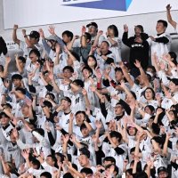 台風被災者「勇気もらった」　県内ファン　ファイナルへ期待　千葉ロッテ劇的勝利から一夜
