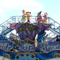 あちこちにお化け出現！？　ディズニー・ハロウィーン大盛り上がり　【舞浜タイムズ１０月号】