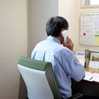 千葉いのちの電話、相談員確保に苦慮　高齢で引退、減少傾向　２４時間受付再開も