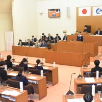 “中学生議員”堂々と質問　街づくりへアイデアも　匝瑳市