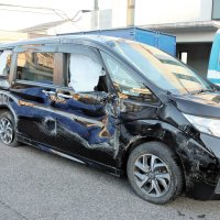 【速報】車同士が衝突、２歳男児死亡　車が横転、車体の下敷きに　大網白里の交差点　住民「ドタンと倒れるような音が」
