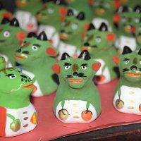 素朴なぬくもり「芝原人形」　丹精込めて縁起物、来年えと「辰」用意　長南で４代目家族が分業手作り　１５～２４日に披露販売