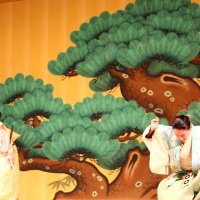 和泉元彌さんら狂言熱演　南房総　伝統芸能の面白さ中学生に