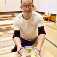あっさりとした味わいながら、大アサリや宗田節のうま味をしっかり味わえる「館山サイミン」＝館山市