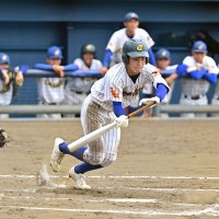 １番定着へ頼もしく　青木勝吾中堅手　【聖地を駆ける　中央学院の頂戦】