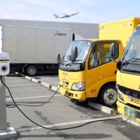 成田空港　ＥＶ充電器続々　２月貨物地区実証導入　旅客ターミナルには超急速器　【ＳＤＧｓちば】