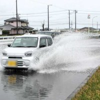 【速報】千葉県内、強風で交通乱れ　京葉線、運転見合わせ　アクアライン通行止め、東京湾フェリー運航見合わせ