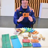 業界でひそかな人気　消火ホースで小銭入れ　隊員手作り、使い古し感も好評　長生郡市消防