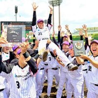 かずさマジック雪辱、第２代表　千葉県勢対決制す　胴上げ渡辺俊介監督「選手が期待超えた」　都市対抗野球南関東大会