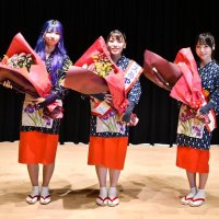 ミスあやめ３人決まる　女優の仲村まひろさんら　香取の魅力発信へ