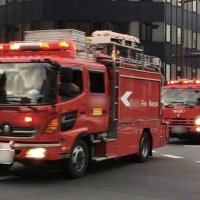 元工場と住宅で火災、１人けが　南房総