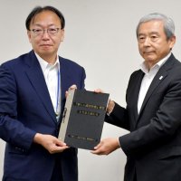 成田空港　アクセス改善など議論へ　国に新ターミナル構想報告