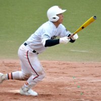 打撃圧倒、１試合２アーチ　木更津総合・羽根　第１０６回全国高校野球　千葉大会　第７日