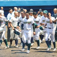 専大松戸連覇逃す　終盤に守備のミス重なり　第１０６回全国高校野球　千葉大会　第１２日