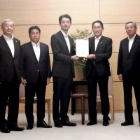 成田空港強化、首相に要望　熊谷知事と自治体連絡協　国家的事業へ
