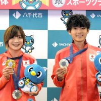 【動画あり】五輪戦士、メダル手に八千代凱旋　柔道・角田選手「応援のおかげ」　クライミング・安楽選手「勝てる選手になりたい」