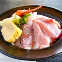 海鮮丼やクラフトビール…　銚子土産をスマホ予約、駅で受け取り　ＪＲ千葉支社「しおさい車内で味わって」　