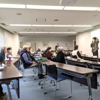 高齢者、生活の質改善　スマホ講座　ニッセイ聖隷健康福祉財団