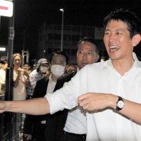 小林氏「日本を世界の中心に」　地元・ＪＲ幕張駅前で最終演説　自民党総裁選