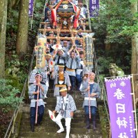 威勢良く、みこし渡御　岩和田は５年ぶり　御宿２地区の伝統秋祭り