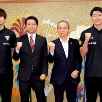 「タイトル全部取る」「盛大なＶパレードを」　Ｂリーグ開幕目前で決意　ジェッツ原、田代　船橋市長訪問
