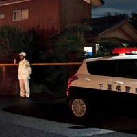 【速報】船橋の住宅に押し入り強盗　７０代女性が重傷　目出し帽の男２人逃走中