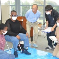 やさしい日本語で寄り添い安心届ける　勝浦でサポーター養成講座　災害時の外国人支援学ぶ