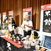 全国の特産品世界へ　都内でイベント「鍋店」ら地酒アピール