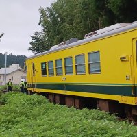 いすみ鉄道脱線事故　運転再開めど立たず、６日も代替輸送