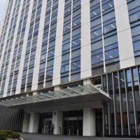 不同意わいせつの疑い　車内で１０代女性の体触ったか、６３歳男逮捕　船橋
