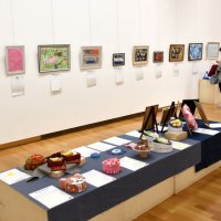 独自の感性、存分に　佐倉で障害者作品展　１６７点、１５日まで