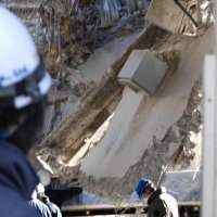 千葉県警や労基署が現場検証　死亡２人は別会社所属　千葉市の解体工事崩落