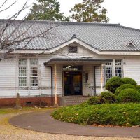 移転前の下総御料牧場にあった事務所を再建した三里塚御料牧場記念館