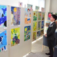 小学生の感性光る３０点　ろうきん児童絵画展　茂原で１５日まで