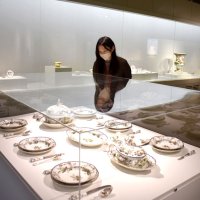 マイセン磁器３８点　時代の息吹伝える　松戸で展覧会