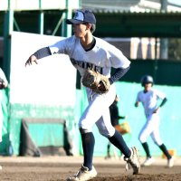 物怖じしない右腕　岩下竜典　投手　２年　【八街から聖地へ　千葉黎明初のセンバツ】選手紹介