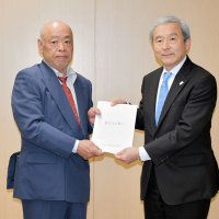 機能強化に「全面協力」　成田・共存共栄を目指す会　ＮＡＡ社長に文書提出