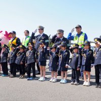 「青でも自分で確かめて」　園児１５人が一日署長　交通安全宣言と啓発活動　君津