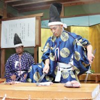 【動画あり】熟練技でマダイさばく　五穀豊穣、豊漁を祈願　南房総・高家神社で「庖丁式」