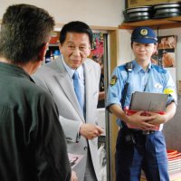 詐欺電話、国際番号から急増　杉良太郎さんが千葉市の住宅訪問、注意呼び掛け　「着信ブロック活用を」