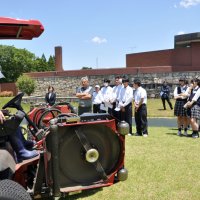 ゴルフ場日本一市原で働こう！！　高校生が職場見学　コースでプレーも
